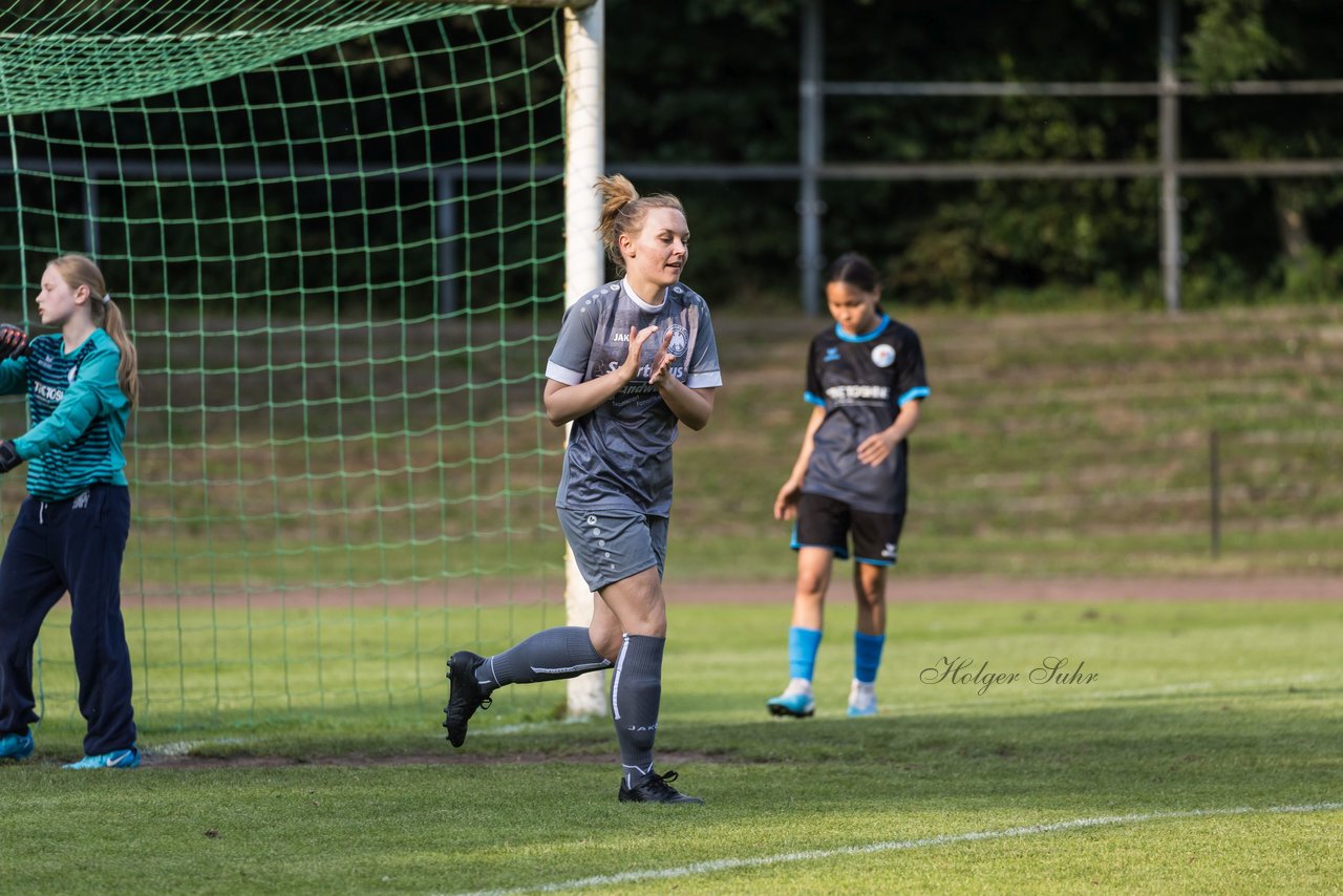 Bild 101 - Loewinnen Cup